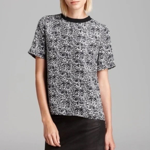 NWT Theory Klima Silk Floral Top Short Sleeve Button Back Black White Large - Picture 1 of 9